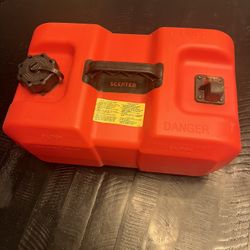 Scepter Under Seat Portable Marine Tank with Gauge 6 Gallon