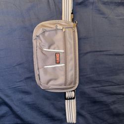 Kong Hands Dog  Zip Pouch Reflective Fanny Pack