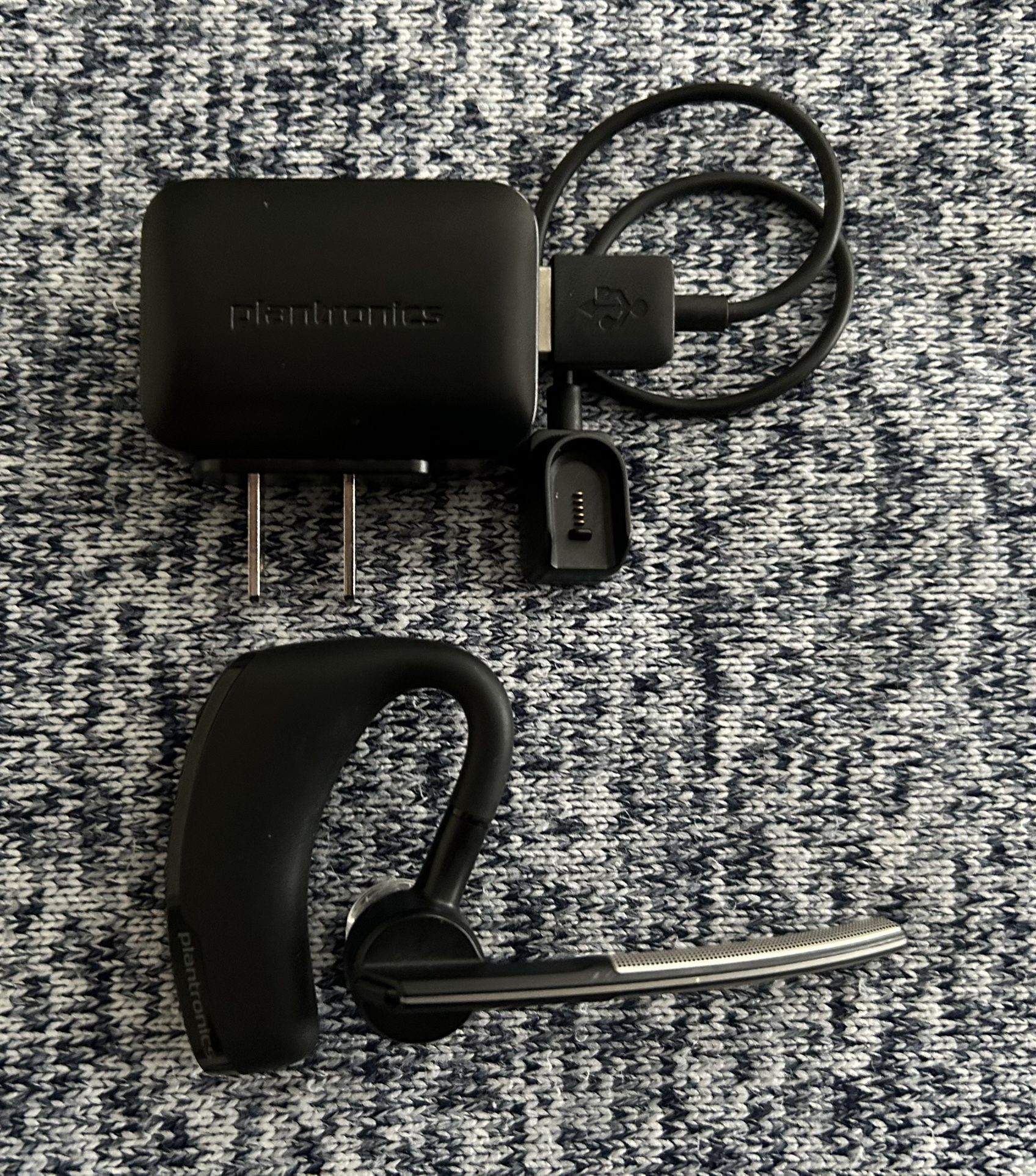 New Plantronics Voyager Legend Bluetooth Headset w/ Snap Magnetic Charger