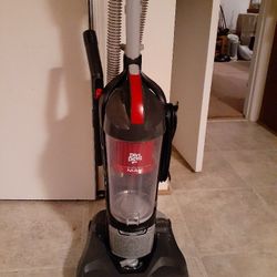 DIRT DEVIL  ENDURA  MAX VACUMM CLEANER  GOOD CONDITION $25