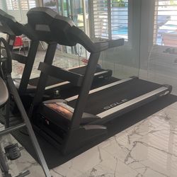 Sole treadmill F80