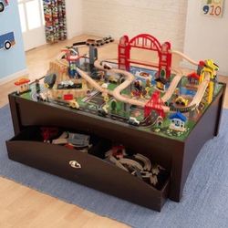 Kidcraft KidKraft Metropolis Train Table