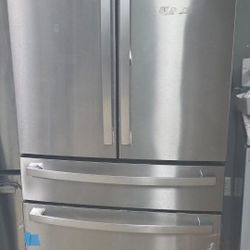 New Refrigerator 36" French door, 4 door  brand General Electric 