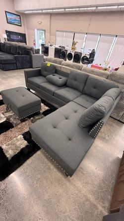 SECTIONAL WITH OTTOMAN