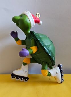 1995 Hallmark Keepsake “Roller Whiz” Turtle Rollerblade Christmas Ornament