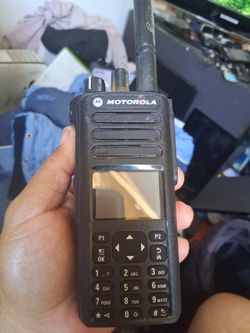 Motorola xpr7550 radio missing charger