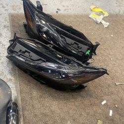 Headlights 2025 Camry 