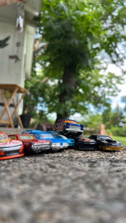 Eight hot wheel cars and one of them is limited edition and they’re mostly classic Eight hot wheel cars and one of them is limited edition and they’re