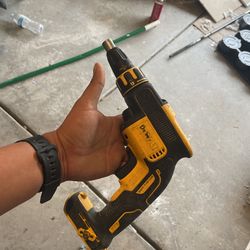 Dewalt Screw Gun