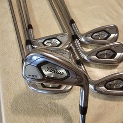GOOD CONDITION! TITLEIST AP3 GOLF CLUB IRON SET