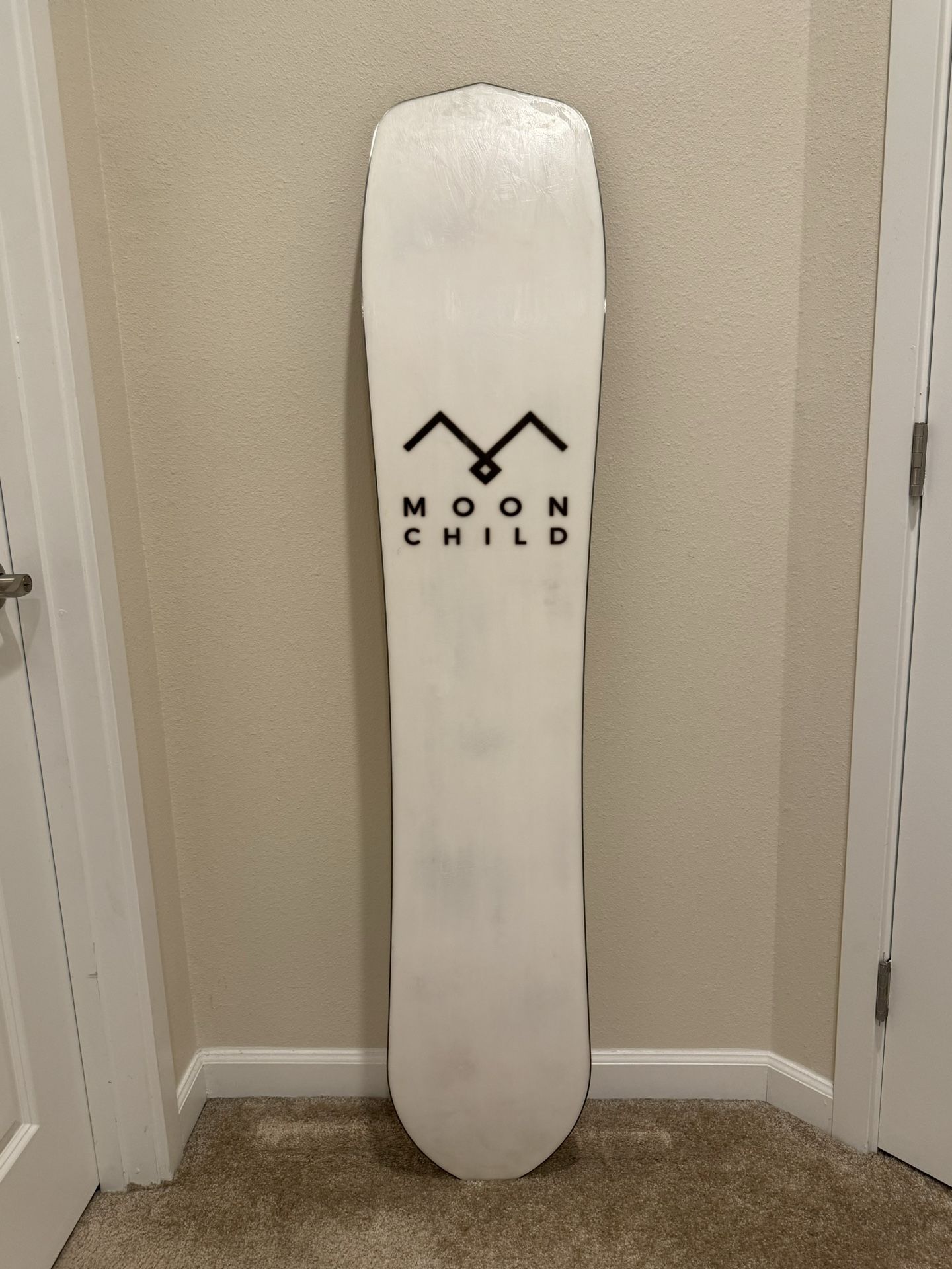 Snowboard 2023 Moon Child 