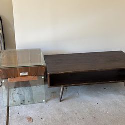 Table Glass And Table Tv 