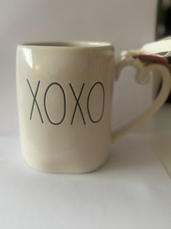 Rae Dunn XOXO Mug