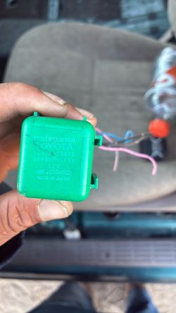 1997 toyota t100 open circuit relay / fuel pump relay