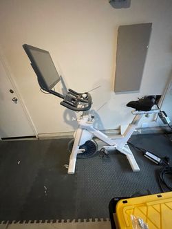 Stationary work out bike