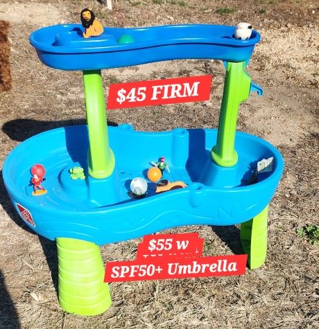 Water Table W Toys READ DESCRIPTION