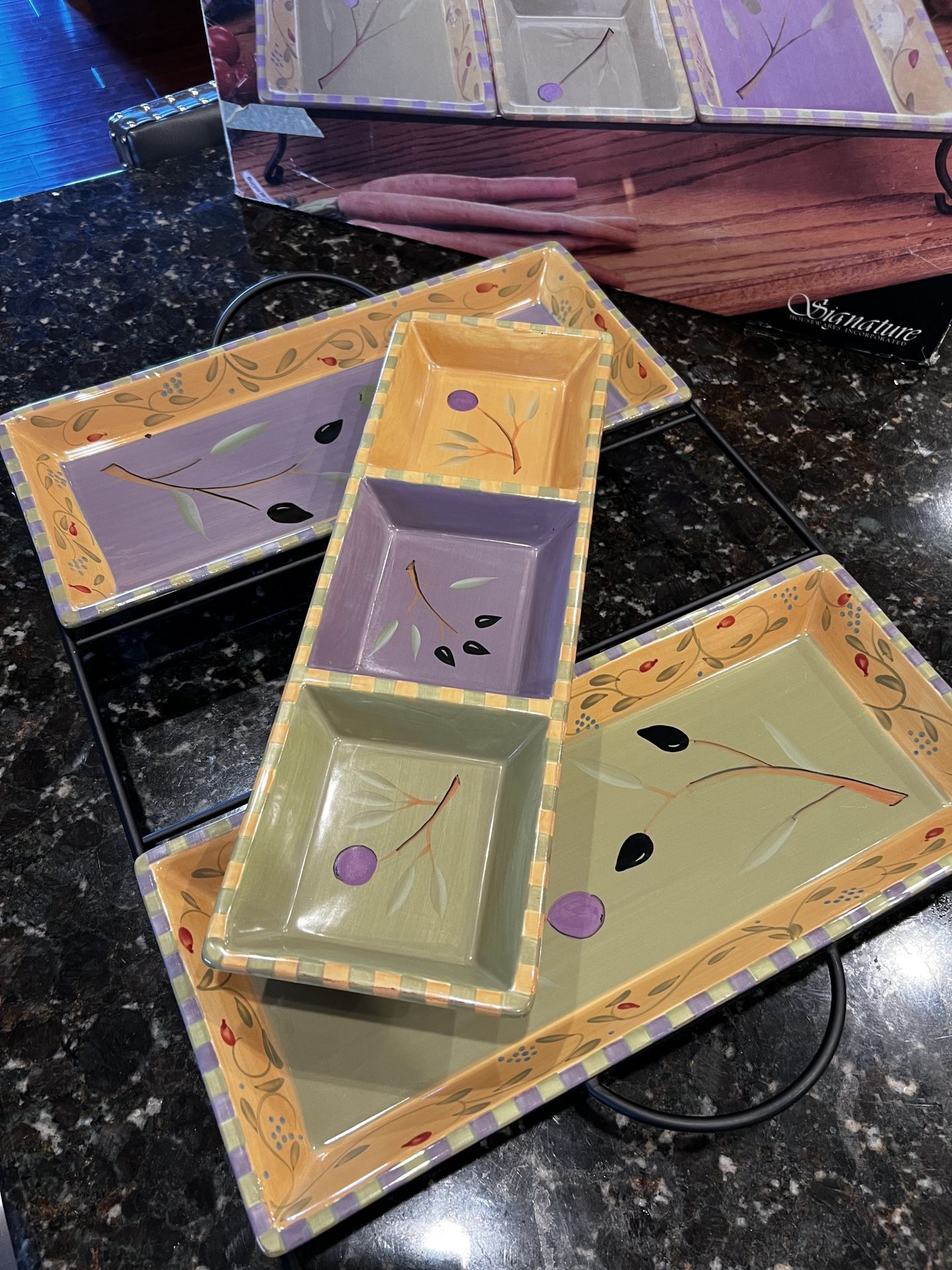 3 Pc Serving tray w/Metal stand Ceramic DISH Tray