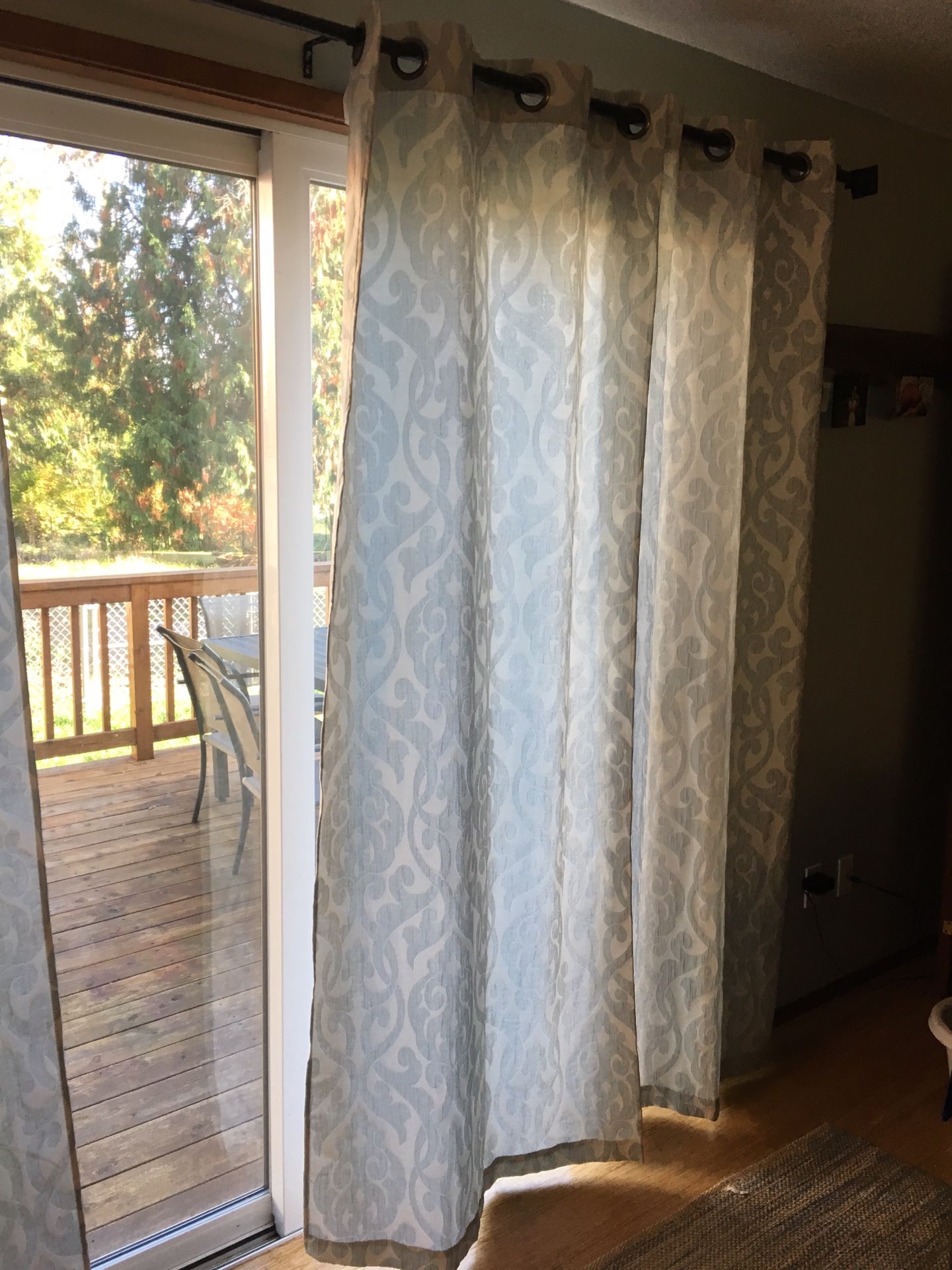 Curtains (4 panels)