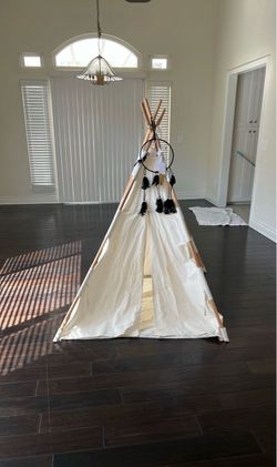 Kids Play Teepee Tent with Dream Catcher
