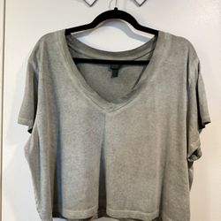 Wild Fable Oversized V-Neck Tee – Washed Olive/Gray Size XXL