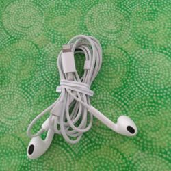 GENUINE APPLE EARBUDS