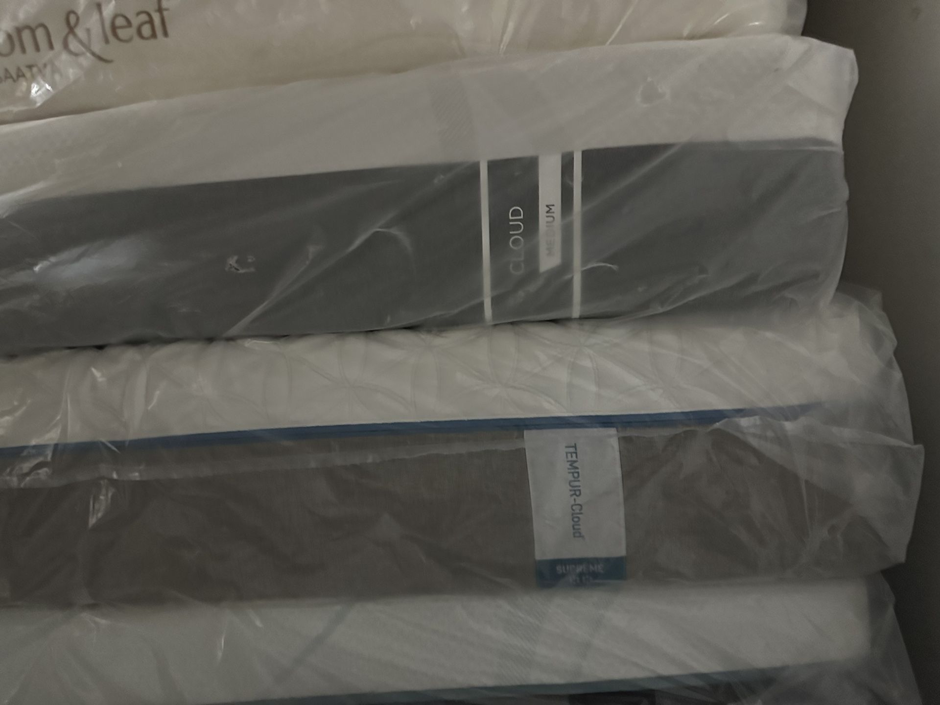 King Queen Size Tempurpedic ProAdapt, ProBreeze, LuxeBreeze Mattress Pro Breeze /Luxe Adapt /Pro Adapt /Adapt /cloud /Tempur pedic contour Supreme