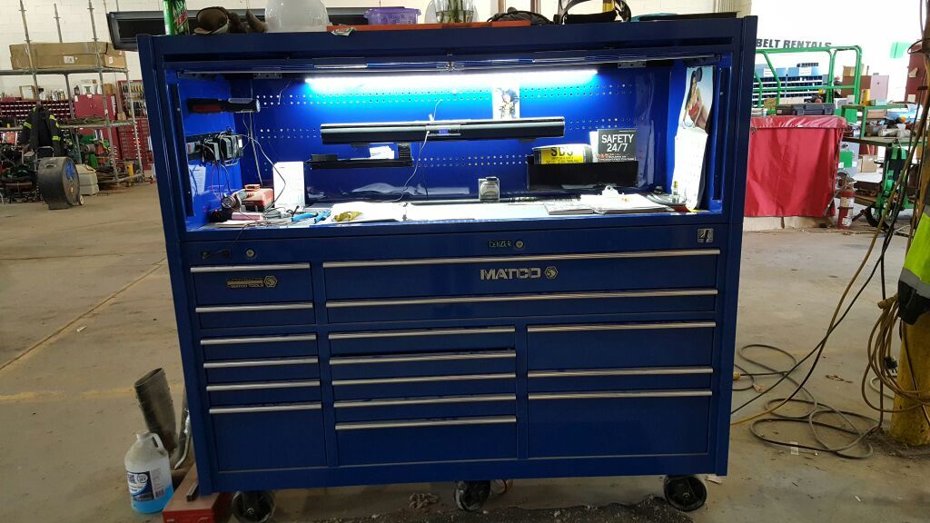 Matco 4s tool box with hutch ,led light sound bar