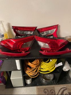 Honda accord oem taillights (2018-up)