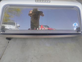 Leer truck shell