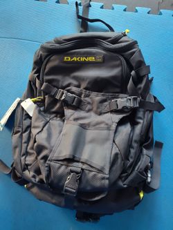 $80 Firm, Yes, It's Available, Dakine Builder's Pack  29L, New, $180 Retail, 1260d Ballistic Nylon, Pocket For Chainsaw Or Bike Helmet, Tools