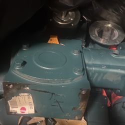 ABB Baldor Gear Reducer 35A07R21 7.5:1 Industrial Gearbox Heavy Duty