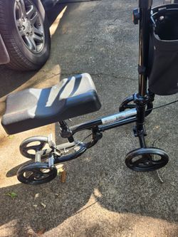 Bless Reach Knee Push Scooter Walker $90