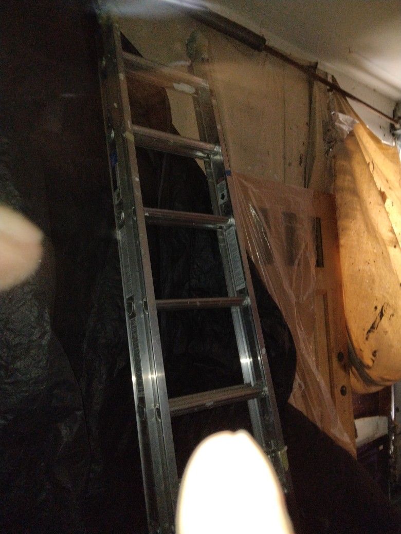 WERNER 16 FOOT ALUMINUM LADDER