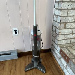 Bissell PowerEdge Pet Hardwood Floor Bagless Cleaner, 