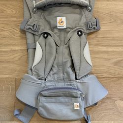 Ergobaby Omni 360 baby carrier for Sale in Bellevue WA OfferUp