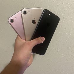 iPhone 7 32GB Factory Unlocked All Colors Price Is For Each