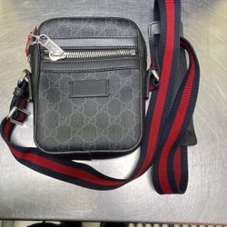 Gucci Messenger Bag 