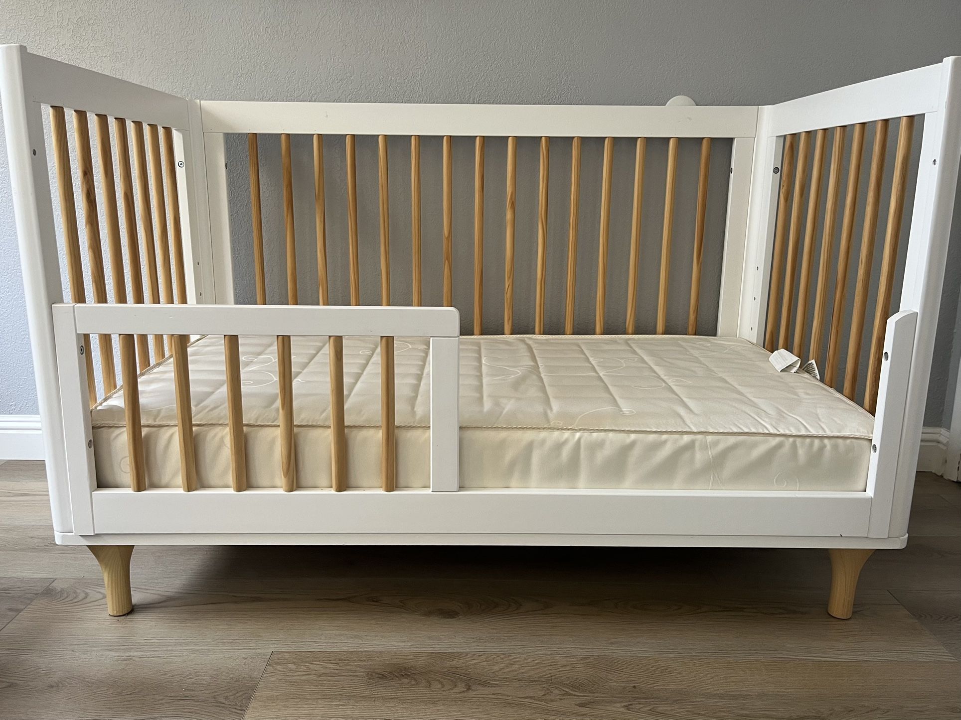 Babyletto Lolly White and Natural Wood 3-in-1