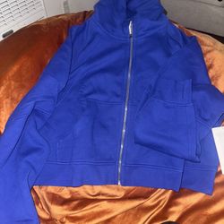 Women’s Lululemon Sweater 