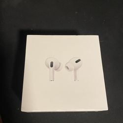 Broken Airpods Pro First Gen