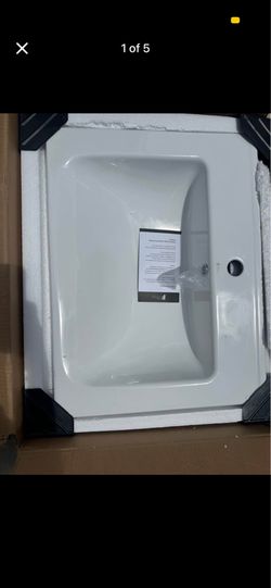 Brand new bathroom sink asking $135