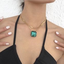 Fashion Vintage Square Emerald Clavicle Chain Necklace Snake Chain