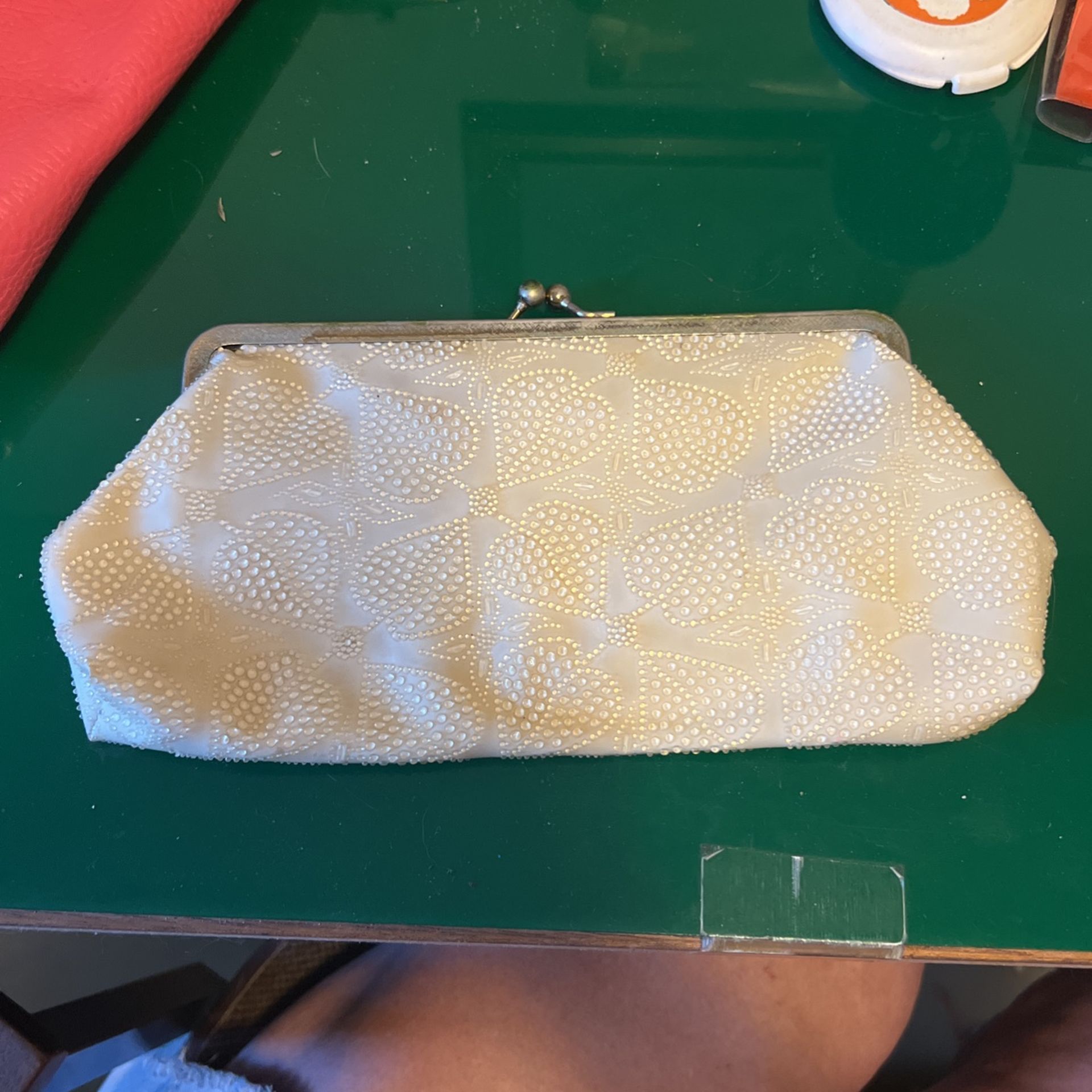 Plastic White Beads Handbag