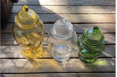 Ginger jars, 3pc set