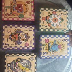 Eyeshadow Palettes 