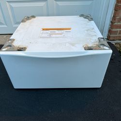 LG 27” Laundry Pedestal in White with Storage Drawer