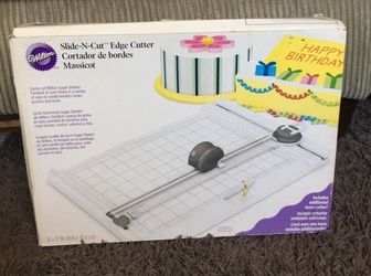 Vintage Wilton Slide-N-Cut Edge Cutter Board for Fondant & Baking