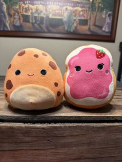 Squishmallows Kellytoy 5-Inch Jam Toasted Bread And Neeona the Chocolate Chip Cookie Plush