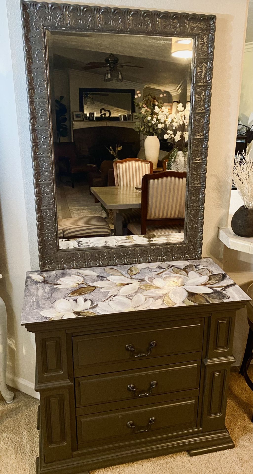 Extra Large Nightstand With Mirror 