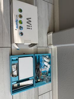 Nintendo Wii Console with Wii Sports Bundle